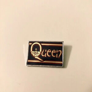 Vintage Queen Pin Made in England Enamel Rock Music Rock n  Roll Band